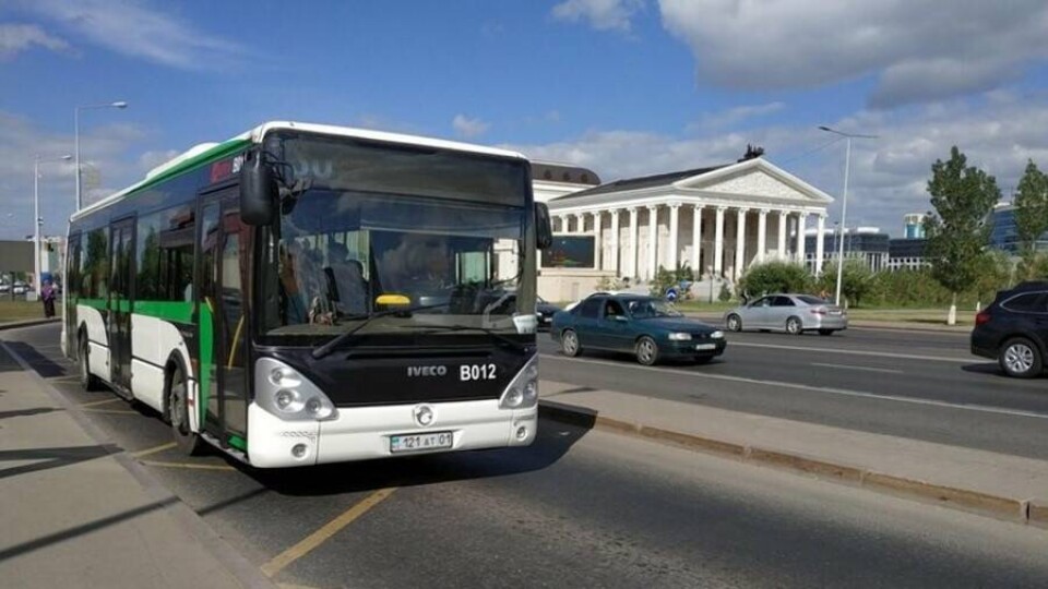 Шесть маршрутов изменят схемы движения из-за ремонта на проспекте Мангилик ел в Нур-Султане