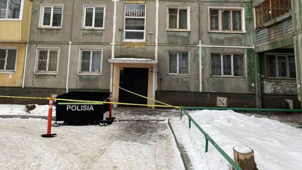 Огнестрел возле подъезда: полиция ВКО расследует гибель мужчины в Усть-Каменогорске