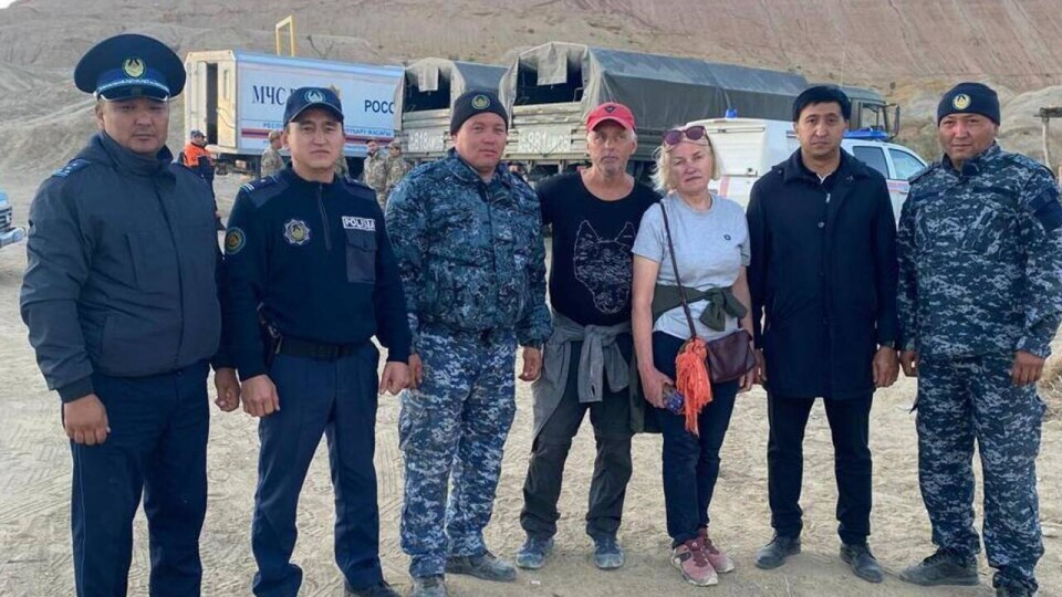 Искали с вертолётами и дронами: туристы из Латвии заблудились в горах Жетысуской области