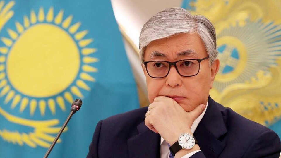 Токаев направил телеграмму соболезнования премьер-министру Индии в связи с катастрофой на железной дороге
