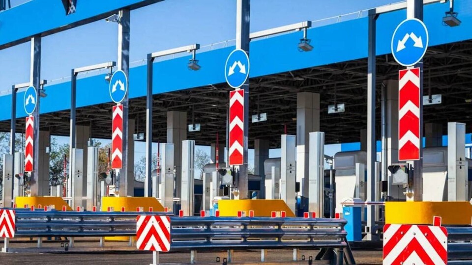 Ещё несколько автодорог в Казахстане станут платными