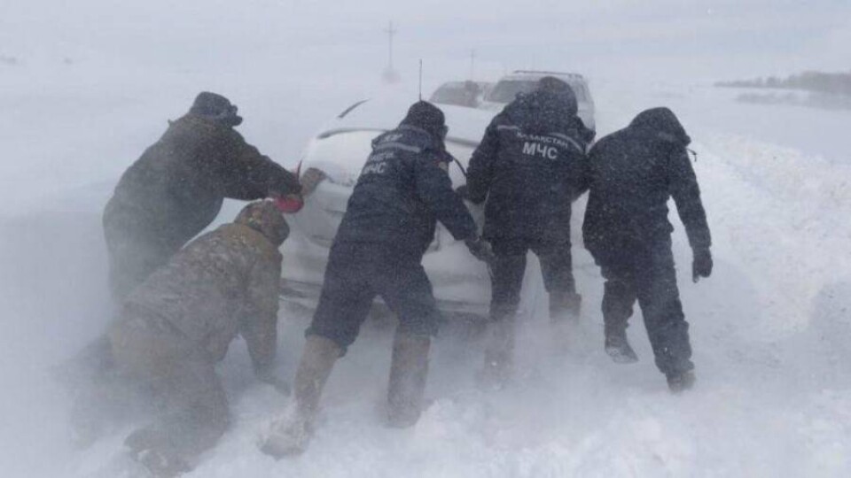 Снижение пенсионного возраста и выплату надбавок для спасателей РК прорабатывают в проекте нового закона