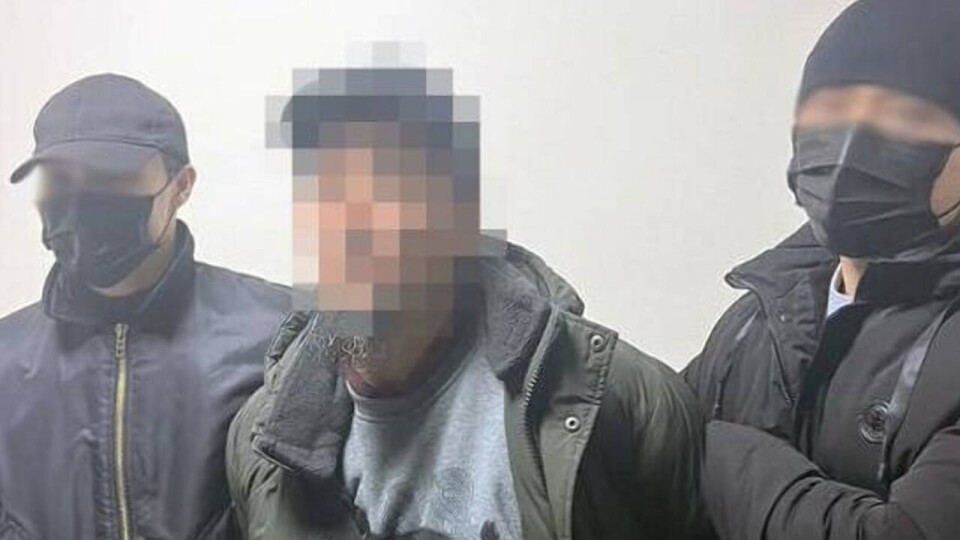 В аэропорту Алматы задержали казахстанца, подозреваемого в финансировании терроризма