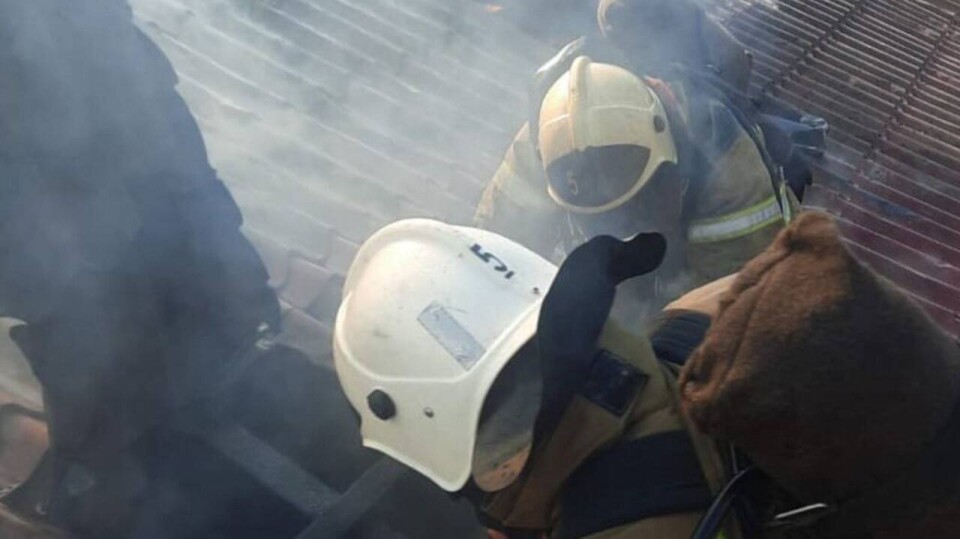 В алматинском кафе тушат пожар по повышенному рангу сложности