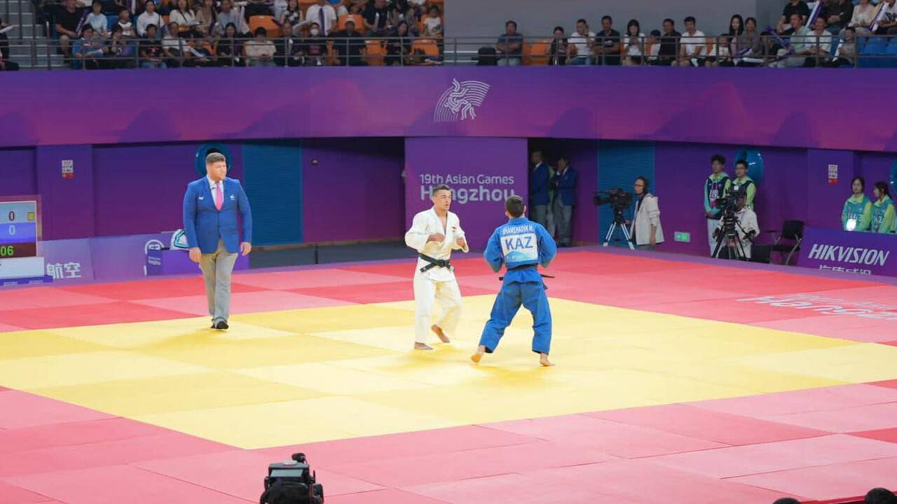 Казахстанский дзюдоист Магжан Шамшадин стал бронзовым призёром Азиатских игр