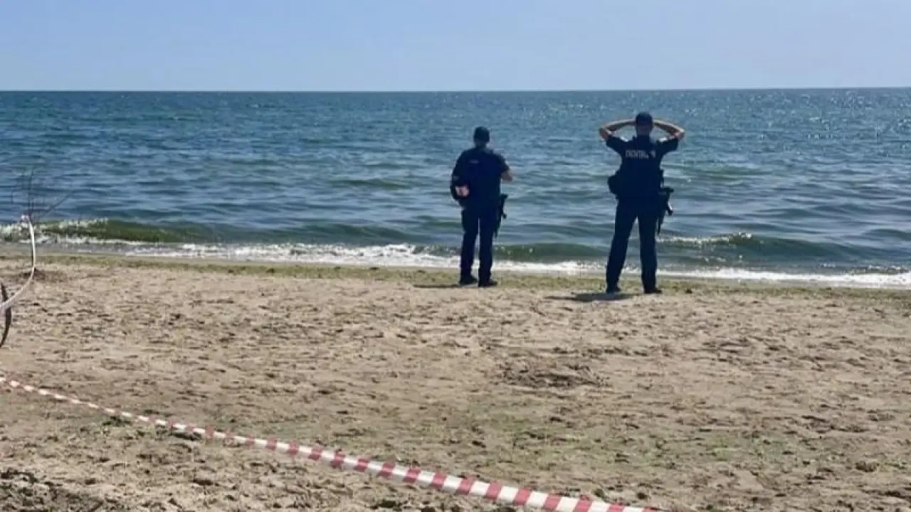  Место ЧП с гибелью людей на пляже Одессы / Фото Национальной полиции Украины