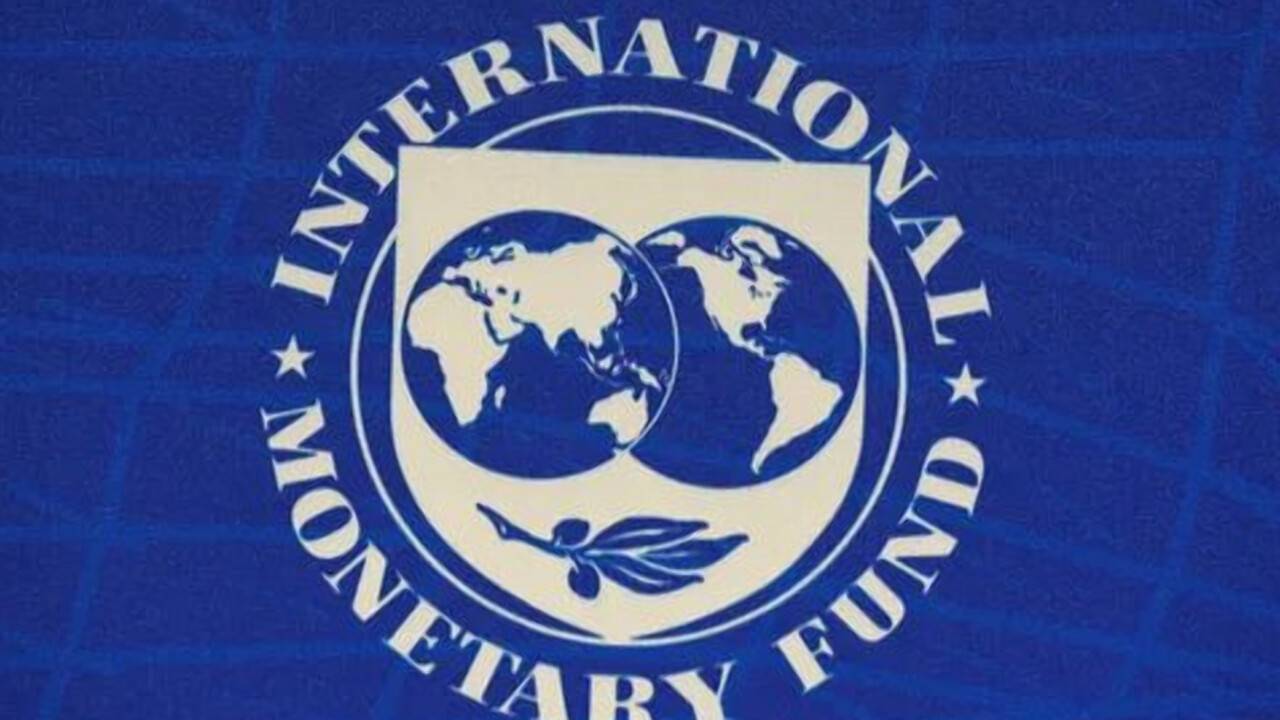 МВФ представил новый прогноз по срокам окончания войны в Украине