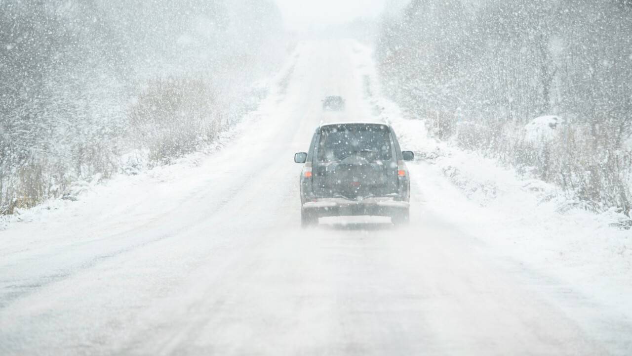 Движение ограничили на участке трассы в Восточном Казахстане