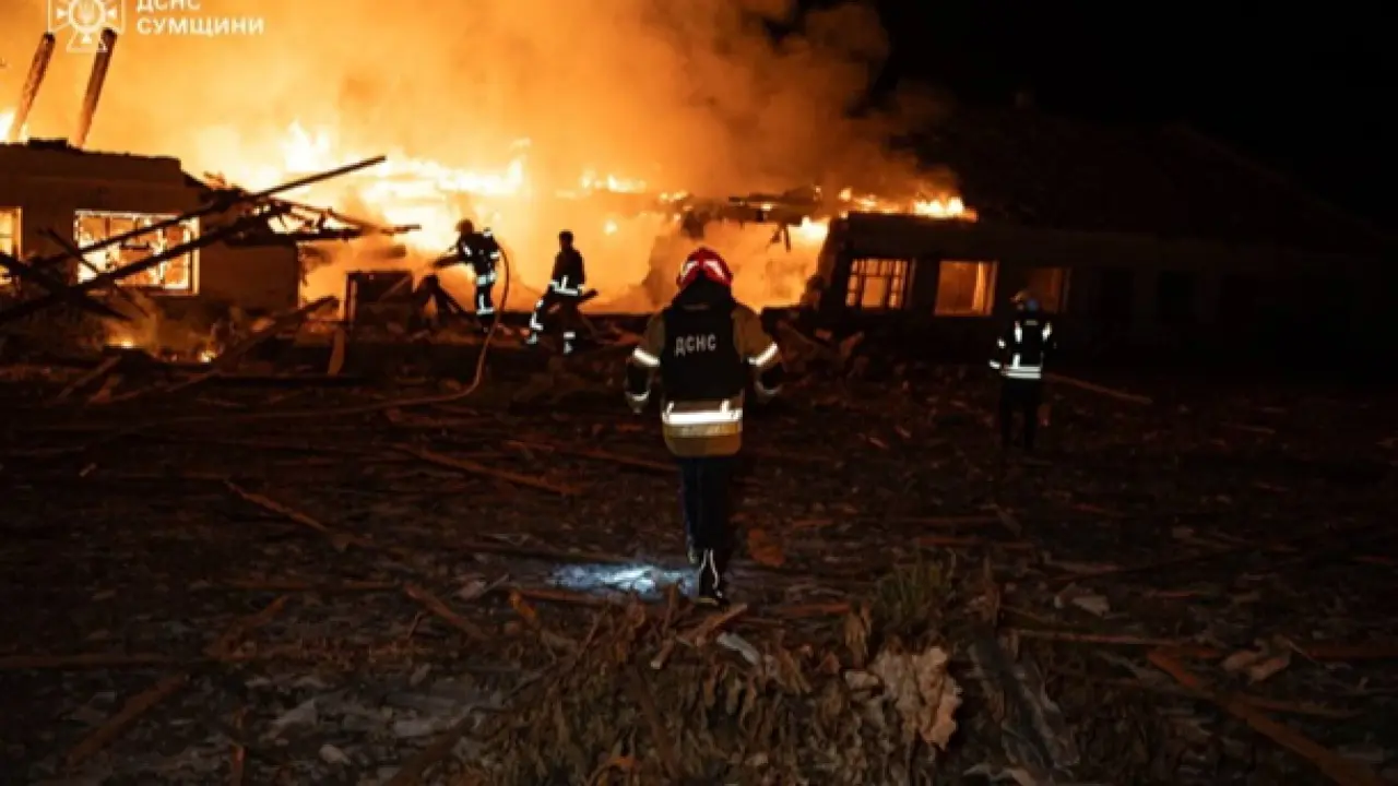 Последствия российской атаки на Сумы / Фото ГСЧС Сумской области