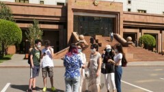 В КазУТБ не знали, что вузу не дали госзаказ на подготовку дизайнеров, и принимали документы от претендентов на грант