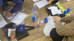 В КазНПУ абитуриенты часами стоят в очереди, чтобы сдать документы, хотя это можно сделать онлайн