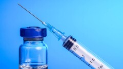 В России разрешили испытания комбинации вакцин "Спутник Лайт" и AstraZeneca