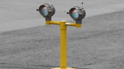 В аэропорту Семея украли входные огни приближения со взлётно-посадочной полосы