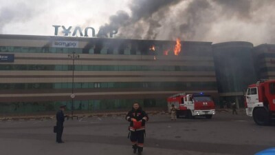 В торговом доме "Тулпар" в Нур-Султане загорелись бутики