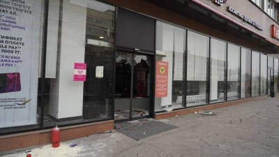 "Три магазина полностью разграблены": в Mon Amie рассказали о погромах мародёров