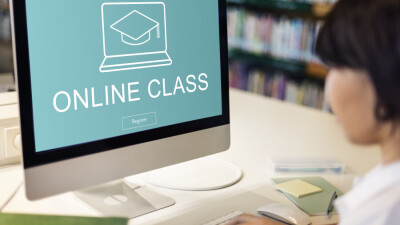 В Атырауской области школьников и студентов переводят на онлайн-обучение, кроме учеников выпускных классов