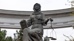 Экс-судье СМЭС Алматинской области дали пять лет за взятку