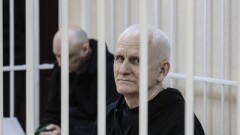 В Беларуси лауреата Нобелевской премии мира приговорили к 10 годам колонии