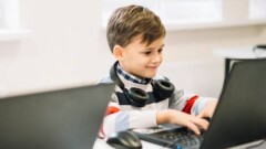 Первоклассники начнут изучать предмет "Цифровая грамотность" с третьей четверти