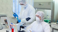 В России выявили первые два случая заражения штаммом "Омикрон"