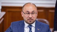 "Федерация шахмат не просила миллиарды тенге". Абаев прокомментировал заявление Асаубаевой