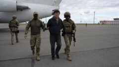 Отнимали бизнес и имущество: Елдоса Коспаева и членов его ОПГ этапировали из Северного Кипра в Казахстан