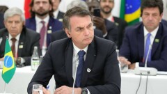 Президент Бразилии назвал клоунадой обвинения в профнепригодности