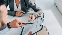 Казахстанцы смогут оформлять автомобильные страховки в спецЦОНах