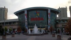 Cреди получивших прививку от Covid-19 в сети ТРЦ Mega разыграют два автомобиля
