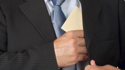 Сотрудников управления культуры Шымкента подозревают в покушении на дачу взятки в 80 млн тенге