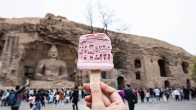 В туристических местах Китая начали продавать мороженое в виде достопримечательностей