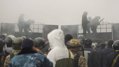 Министр обороны объяснил, какие признаки выдали спецподготовку у некоторых участников январских событий
