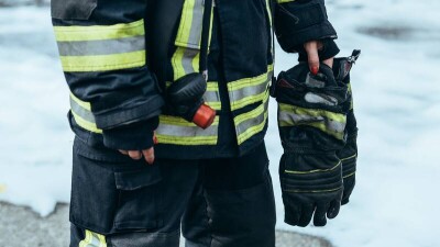 Сенаторы предложили включить сотрудников служб ЧС в список получателей жилищных выплат