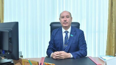 Нурлан Кылышбаев сложил полномочия депутата сената