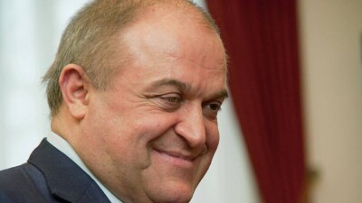 Экс-премьера Дагестана приговорили к 5 годам заключения. Его сын осуждён за убийство Томирис Байсафы