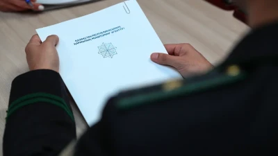 Сотрудники СпецЦОНа нелегально регистрировали автомобили из Европы
