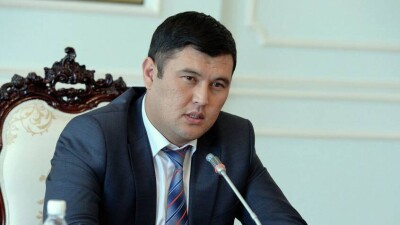 "Пользовался покровительством Жээнбекова". В Кыргызстане задержали бывшего заместителя главы аппарата президента
