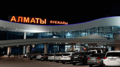 В аэропорту Алматы прокомментировали видео с "чемоданным баскетболом"