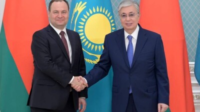 Касым-Жомарт Токаев встретился с премьер-министром Беларуси Романом Головченко
