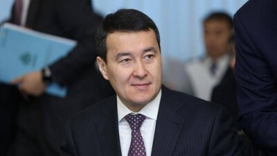 Смаилов: Усиление контроля на границе с Китаем привело к росту оформленных товаров и таможенных платежей