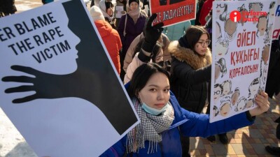 "Мы хотим управлять делами государства". Как прошёл митинг за права женщин в столице