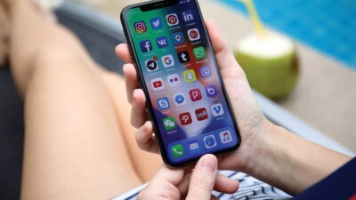 В Нур-Султане среди вакцинированных разыграют ещё три iPhone12
