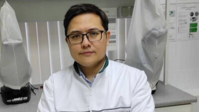 Глава центра вакцинологии Кайсар Табынов: Предположения о том, что после вакцинации иммунитета хватит на год, преувеличены