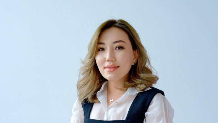 "Сумочки – в аутлете, Tiffany – в серебре". Айнура Сергазиева ответила на критику о дорогих вещах