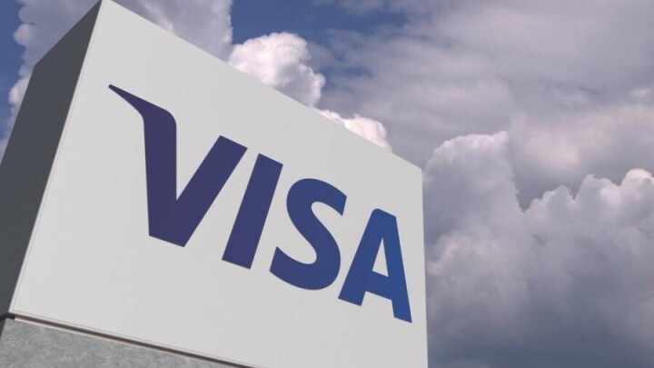 Visa потеряет 4% своих доходов из-за приостановки деятельности в России