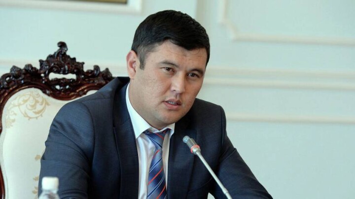 "Пользовался покровительством Жээнбекова". В Кыргызстане задержали бывшего заместителя главы аппарата президента