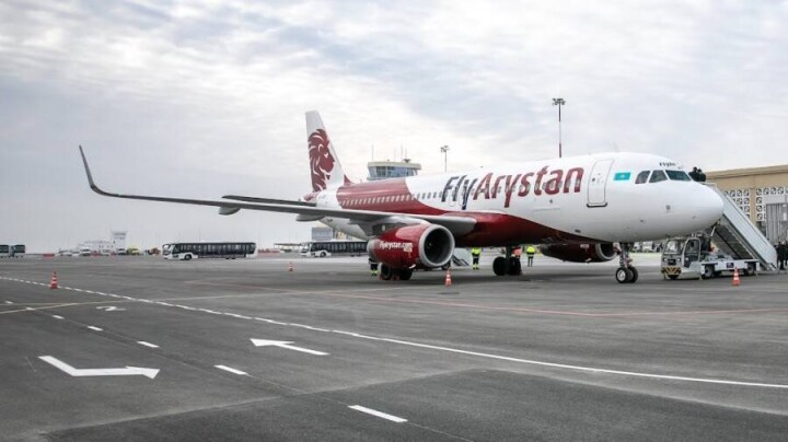 Компанию Air Astana оштрафовали за задержку рейса Fly Arystan