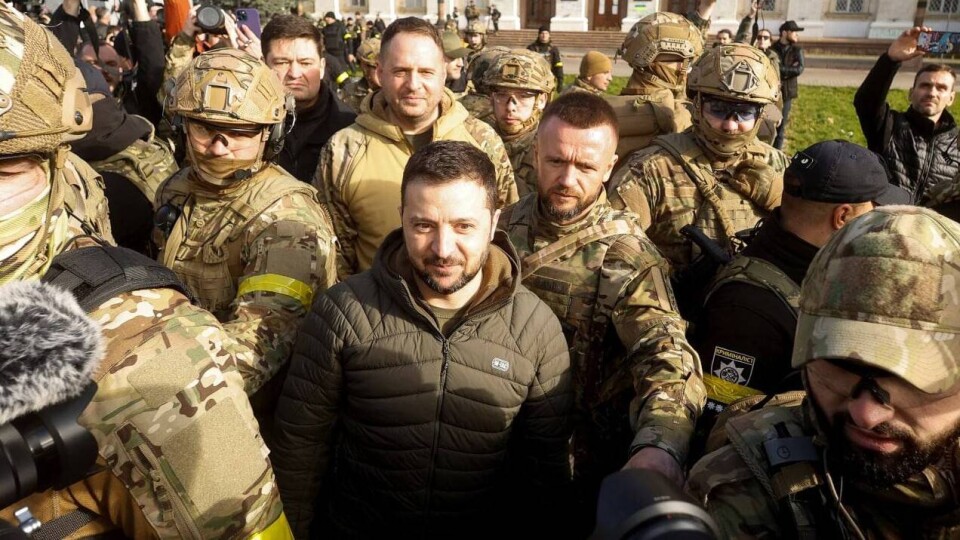 Зеленский прибыл в Херсон и сообщил, что не планирует наступления на Москву