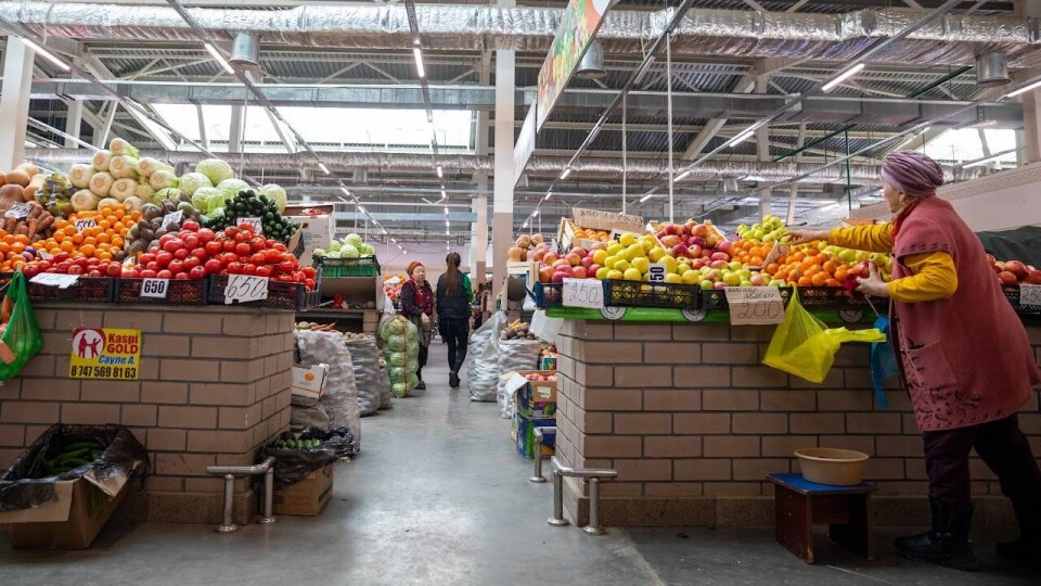 Удалось ли блогеру из Астаны прожить месяц на минимальную зарплату в 70 тысяч тенге