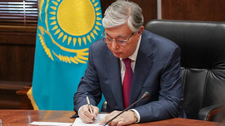 Токаев подписал договор с Кипром об экстрадиции преступников